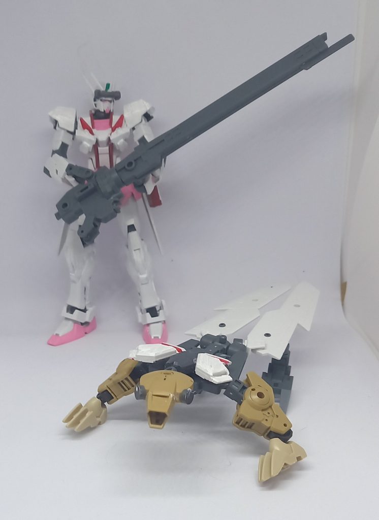 ごくまれに分離して独立稼働します。AI搭載の為自律行動します。超レアな姿です。（元ネタのオオサンショウウオが希少種というところからの設定です）