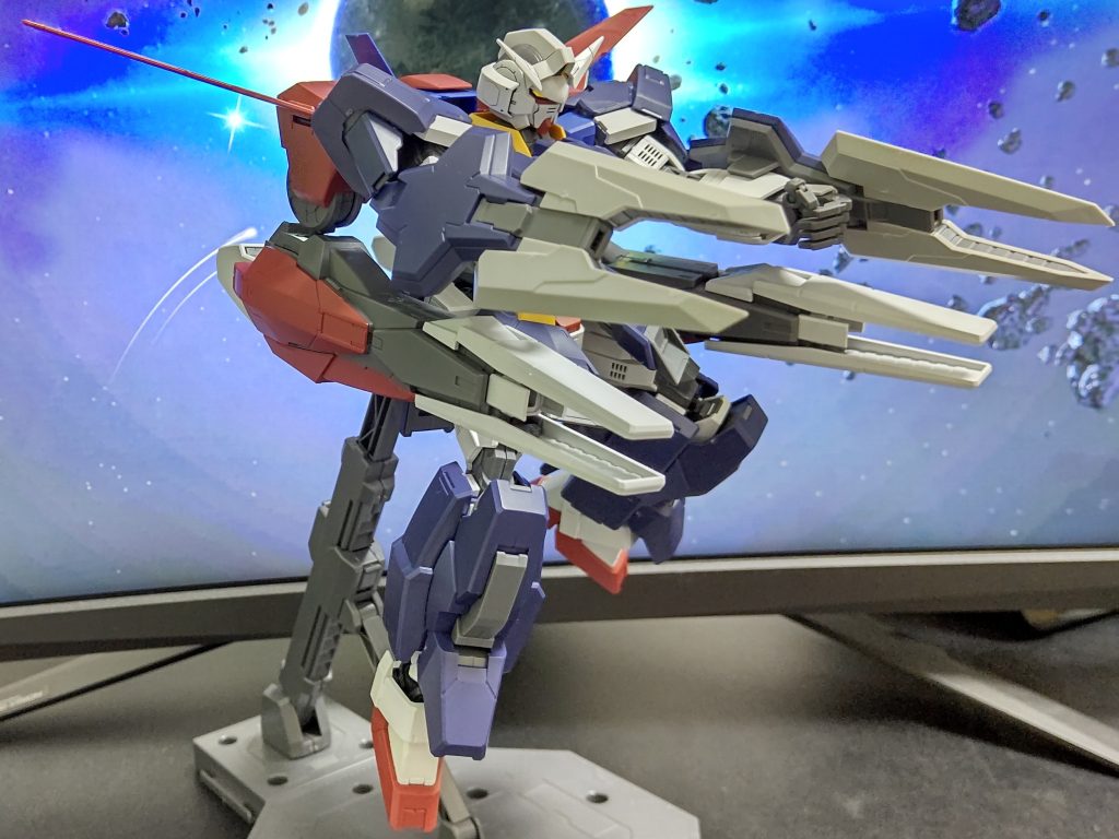 フルバースト!このキットは4つの形態を楽しめるため色々じっくり遊べてプレイバリュー高いので素晴らしいです!