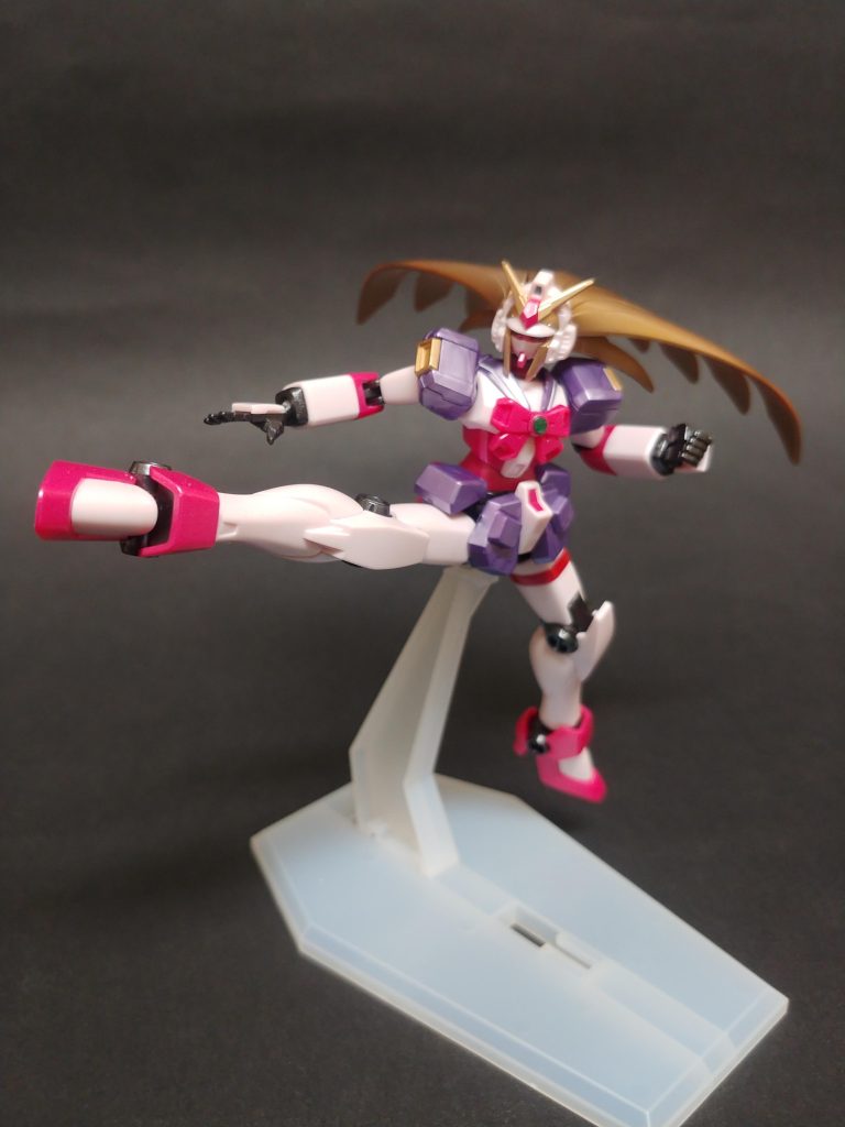 可動は良く動きますね。