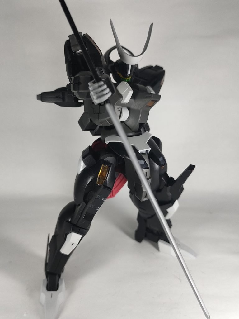 ポーズがムズい