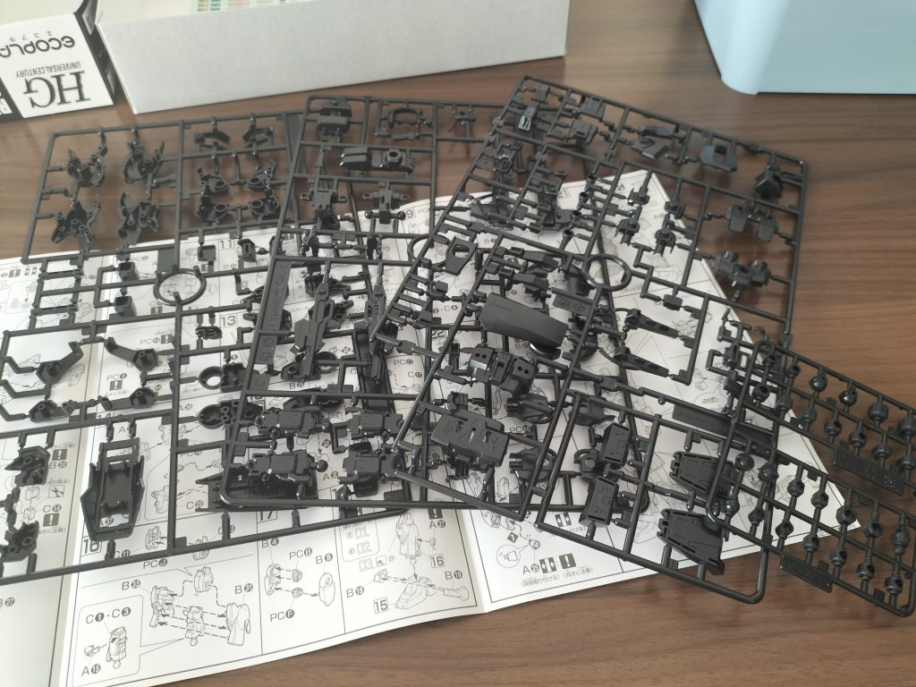 ランナーまじ真っ黒で…Twitterで見た情報真似してAとかBとかCとか分かりにくくてマステでAとかBとかCとか書きましたꉂꉂ(>ᗜ<*)