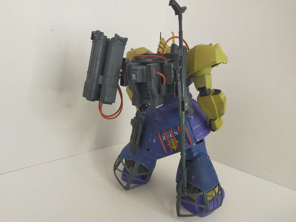 実はチラホラと塗装ハゲがあるんですが、思い切ってウェザリングということにしてます。(実際でも塗装ハゲは起こるはず...?)塗装をする上で、これは悩みの種です。