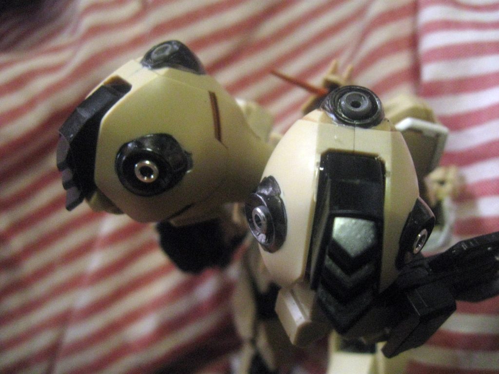 バーニア部分を開口してアルミスペーサを研磨したものを設置してアクセントとしています。最後迄観覧頂きましてありがとうございました　m(_ _)m