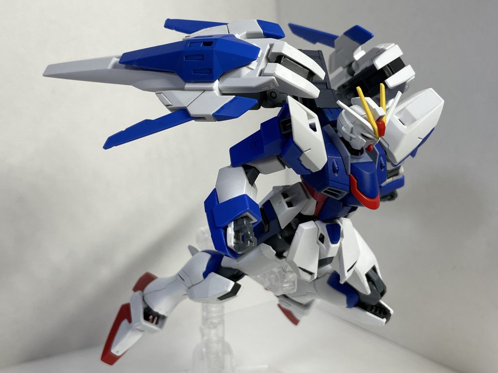 全体像です。好きな機体の好きな部分をとにかく詰め込みました。