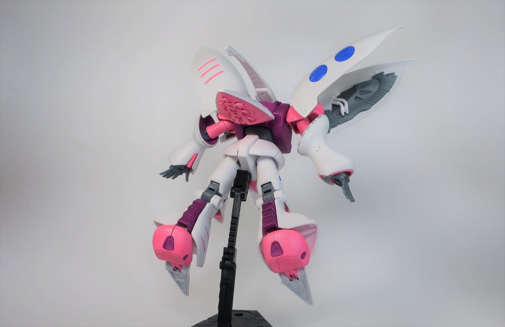 ファンネル展開。