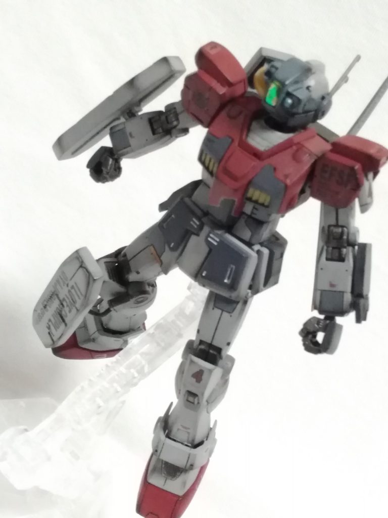 攻撃力よりも索敵&防御に極振りしまくった仕様になってまして、一個小隊「ドライレーヴェン」の後方支援機になってます