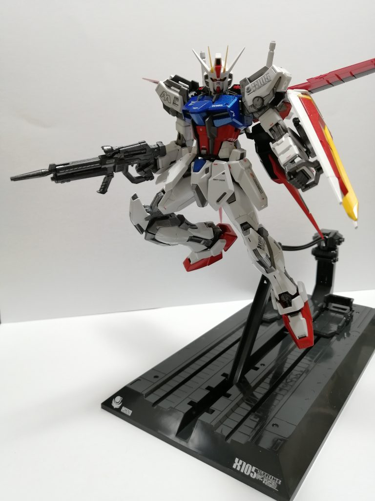 次回はソードとランチャーストライカーも作って、パーフェクトストライクガンダムにしたいですね😃最後まで見ていただき、ありがとうございます😸