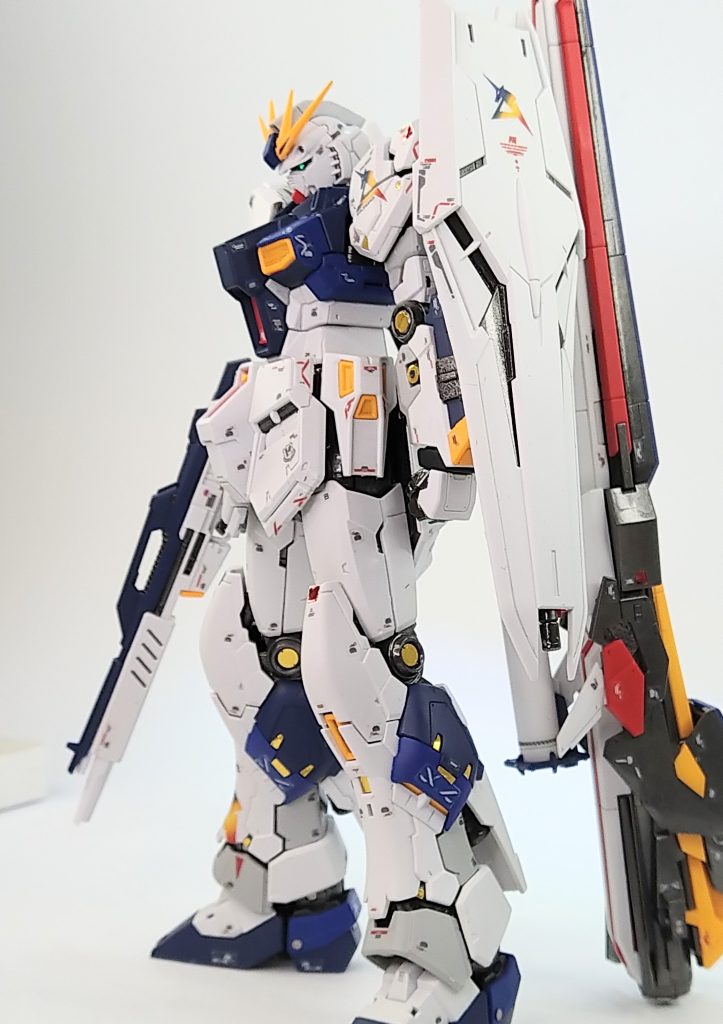 RX-93ff νガンダム（ロングレンジ・フィン・ファンネル装備型）–2枚目/制作者：ぐりぐら