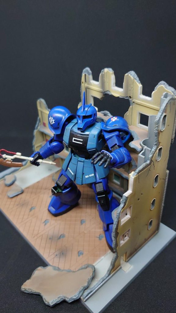 肩のデカールはマークセッターのみで2回失敗し、マークソフターの存在を知って感激しました！（なんじゃそりゃー！でした）