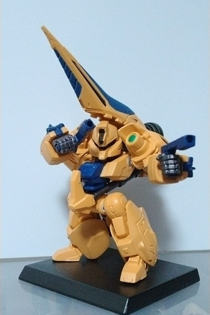 今回は肘にforteの肘関節を組み込んでいます。