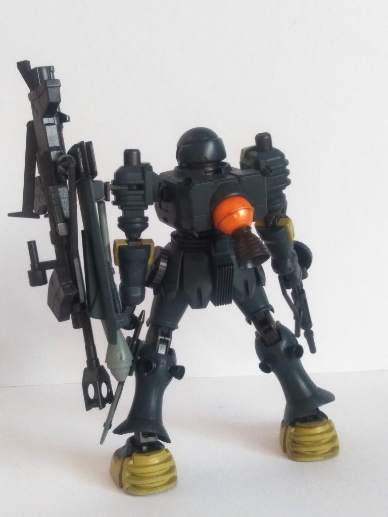 MSイグルー登場機と違い、土星エンジンは搭載されていません。(見た目だけ)