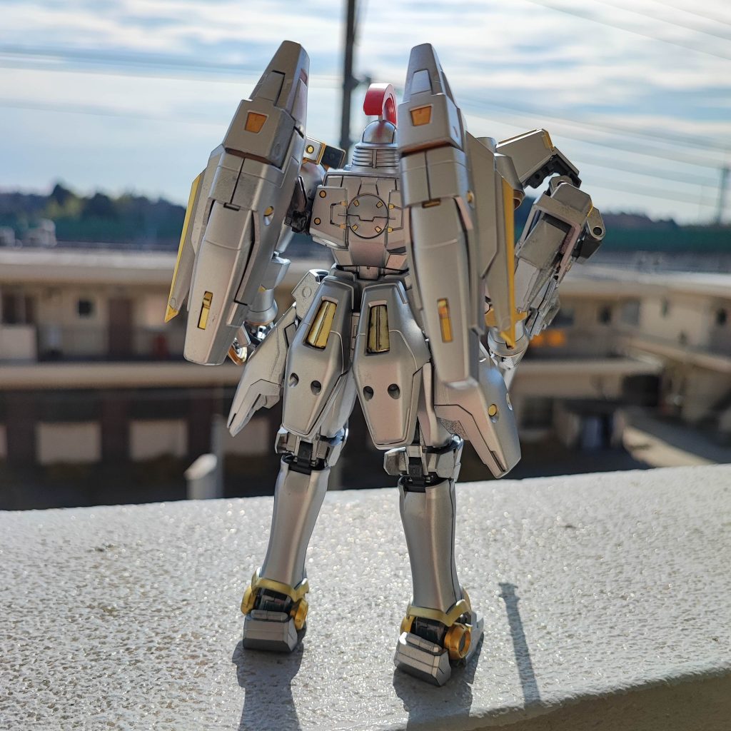 騎士団長トールギス–2枚目/制作者：@nozomu3399