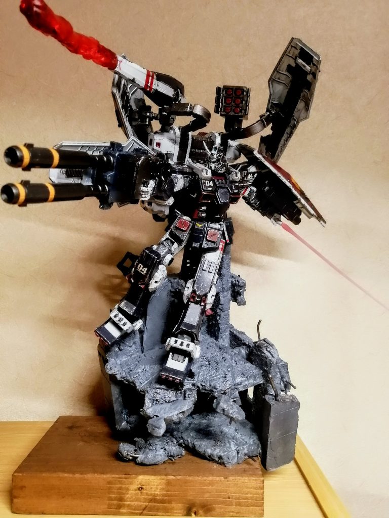 最初考えてたポーズです途中腕が重すぎて折れる事件があったのでボツになりました笑