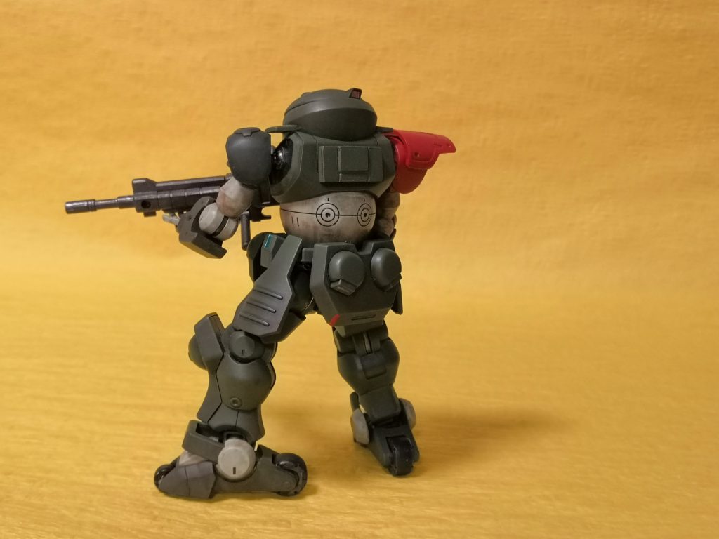 ランドセルは買いすぎたプチッガイの部品にプラバン貼り付け。