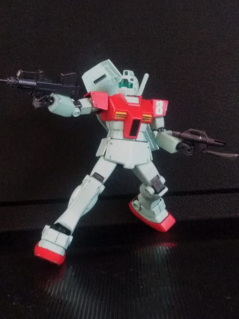 小隊長『アルカード・ハロウィン曹長』彼のスタイルはマシンガン&銃剣付きビームガンが基本となります。ゼロ距離戦闘が大好きです。