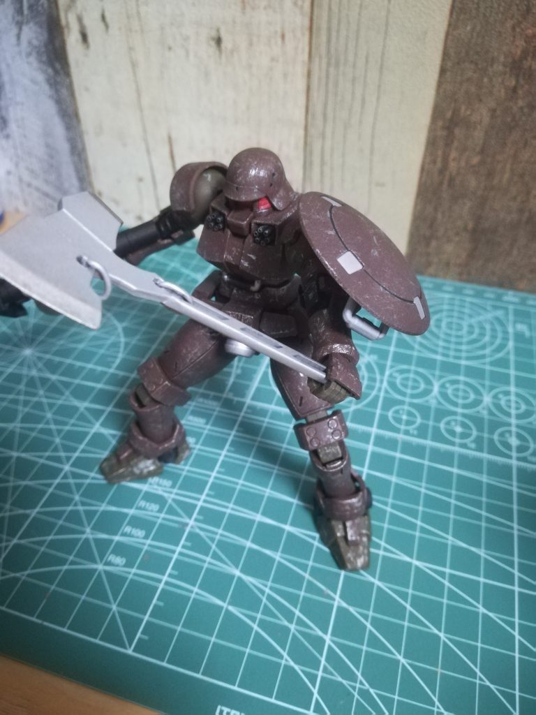 追伸思わぬ時間ができたためヘルメット墨入れトップコート時に失敗して白だまができたため、銀ウェザリングで誤魔化しましたついでに機銃も塗り直し