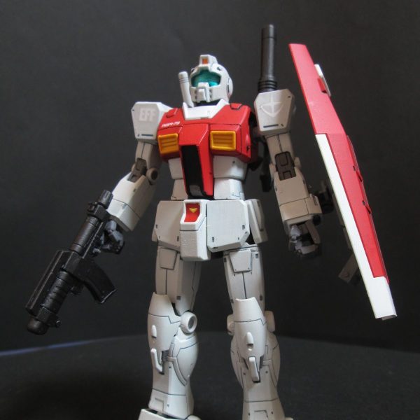 ジム　ショルダーキャノン装備