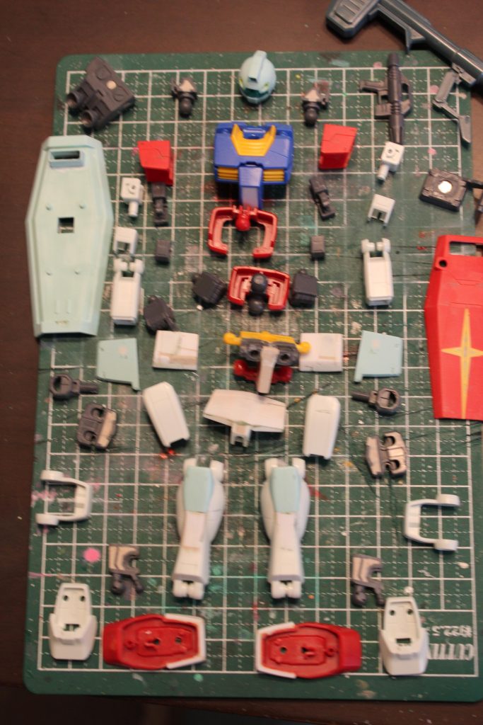 顔、脚部、武器以外は全部EGなんですよね…あらためて、ジムっでガンダムの量産型なんだな…と実感