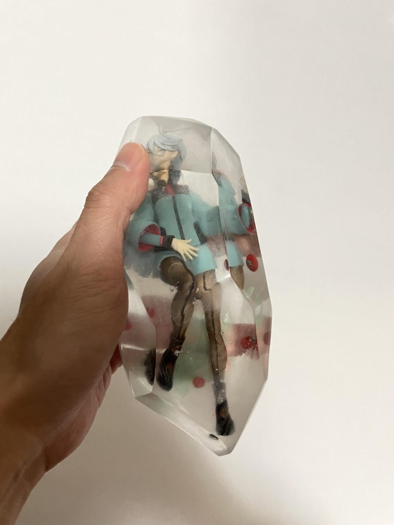 プラモとは思えないほどの持ちやすさ…というかもはや鈍器