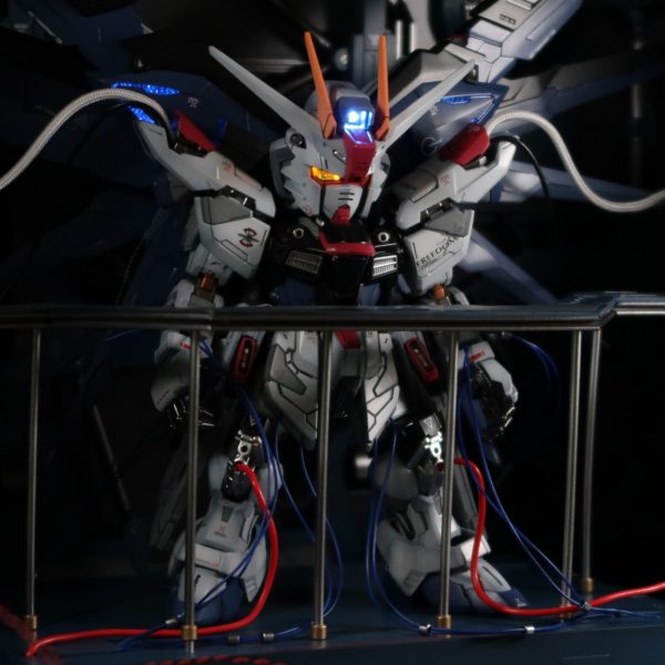 MGSDフリーダムガンダム格納庫ジオラマ