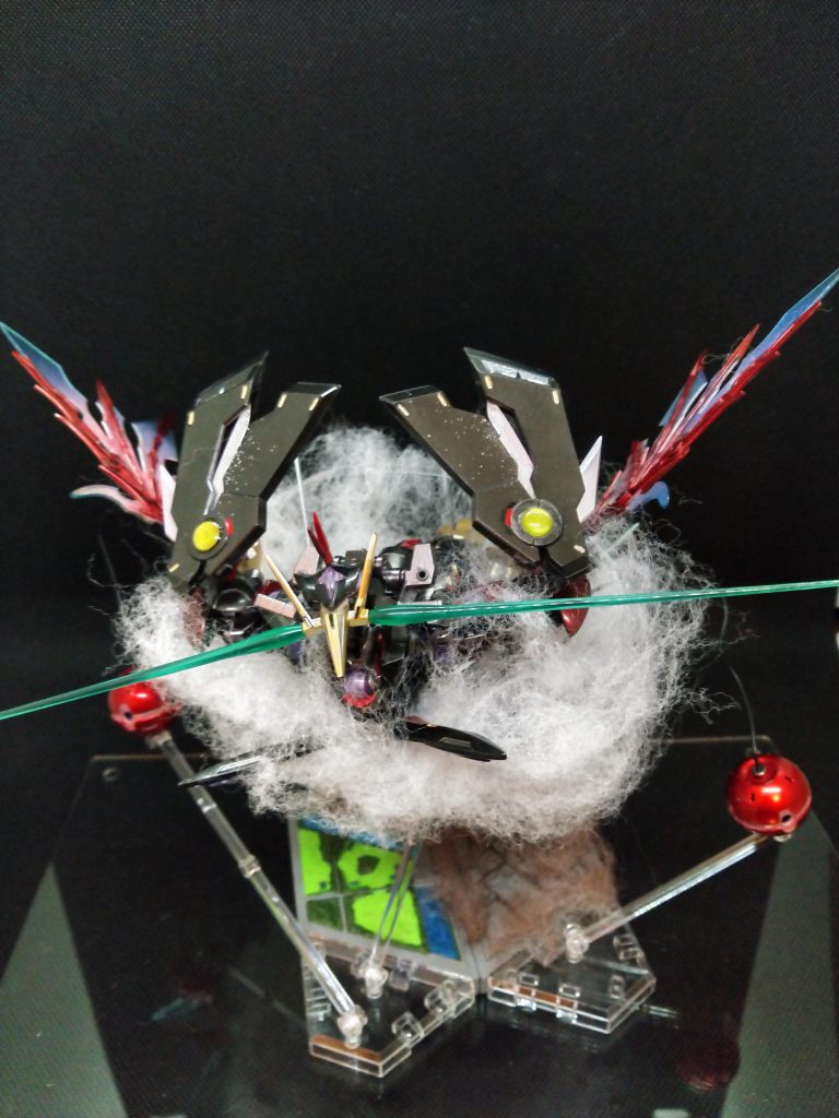 市街地ベースは3~4個連結させないと見栄えが足りませんな(^_^;)あと、塗装は苦行です(笑)地味にノンキネティックポッドは水星ベース使ってます(o^-')b