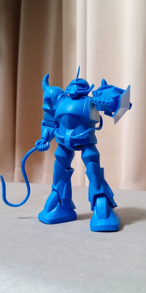 左手マシンガンの開口