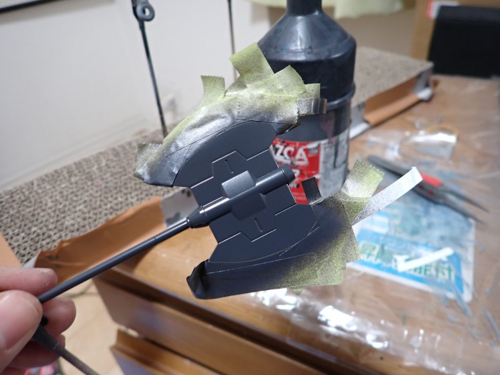 マスキングで塗分け