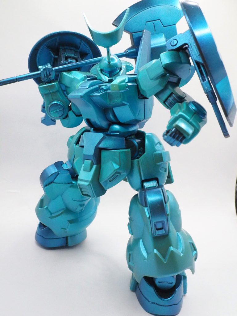 ガイアノーツの新色「プリズムパステルミントグリーンブルー」を使ってみたくてラウダ専用ディランザを組みました。