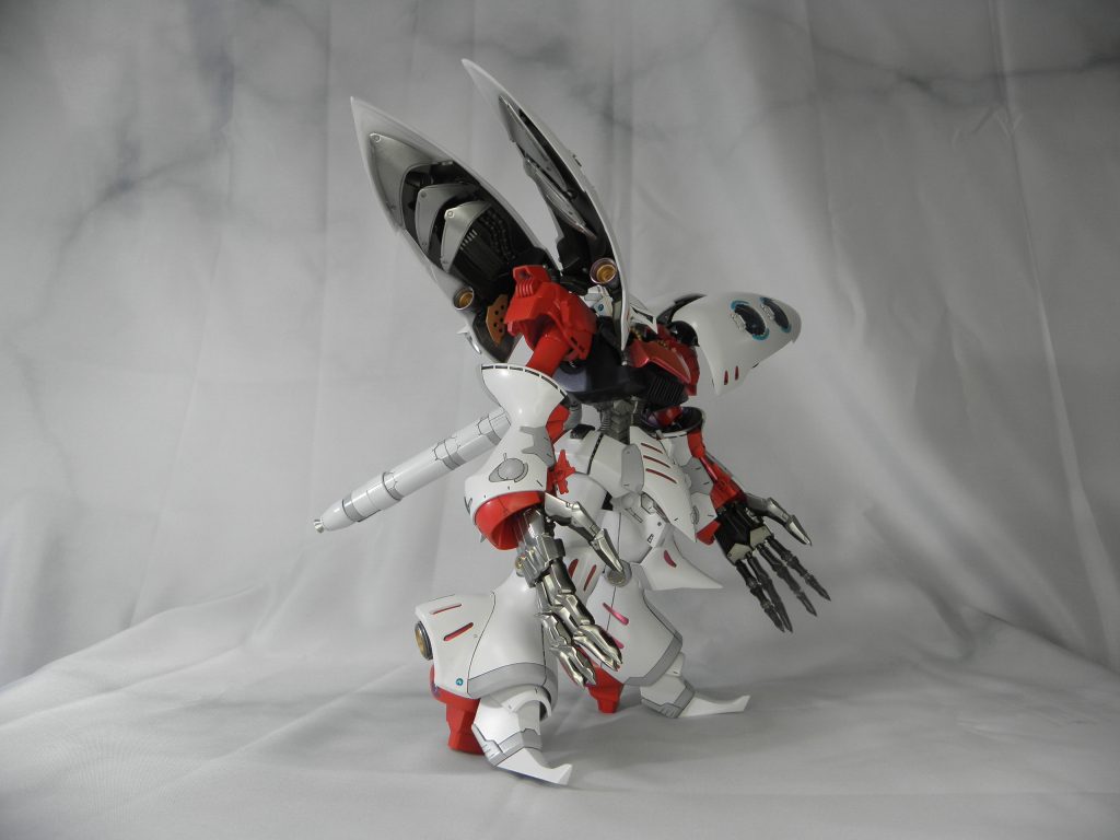 バインダー裏側も少し情報量を追加