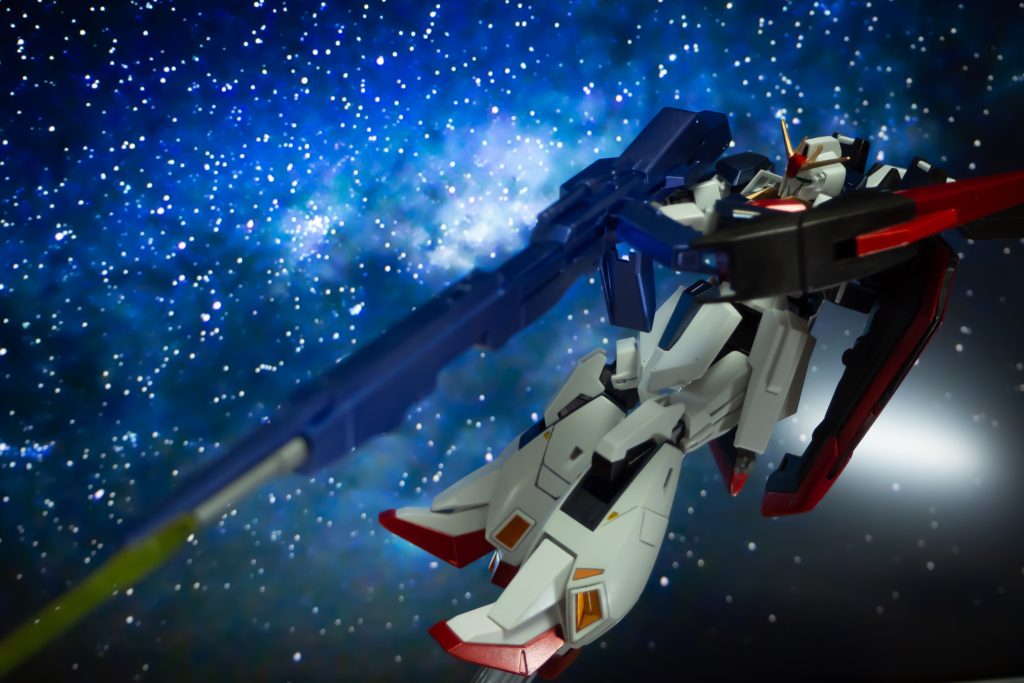 ハイパーメガランチャーは少し違う色にしたいと思い、今回はメタバイオレットを使用しました。なかなか良い感じです。デカいけど(笑)