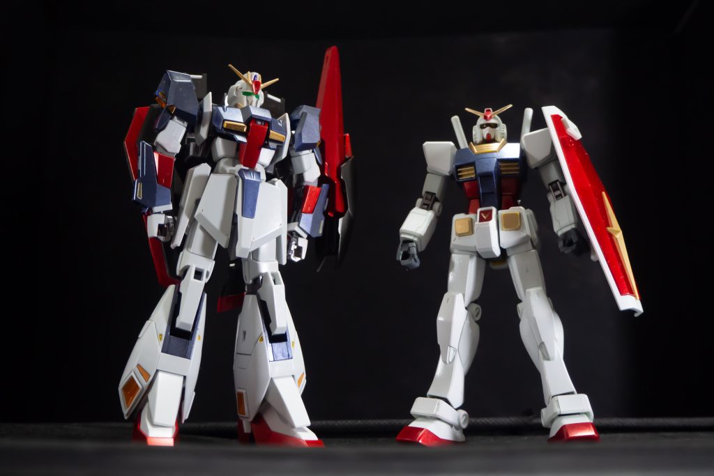 塗装色を決めるために、HGのガンダムで試し塗装をしました。こちらがなかなか良かったので採用となりました。