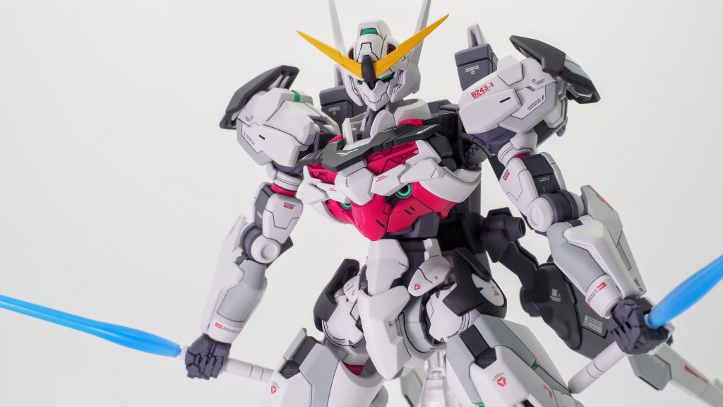 ガンダムルブリス（角付き）–6枚目/制作者：ふわとろ大尉