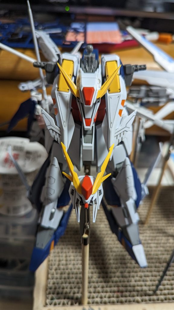 Ξガンダムの顔パーツ、過去機体の中でもかなり上位に入るくらいには好きです。ガンダムなのにガンダムっぽくなくて