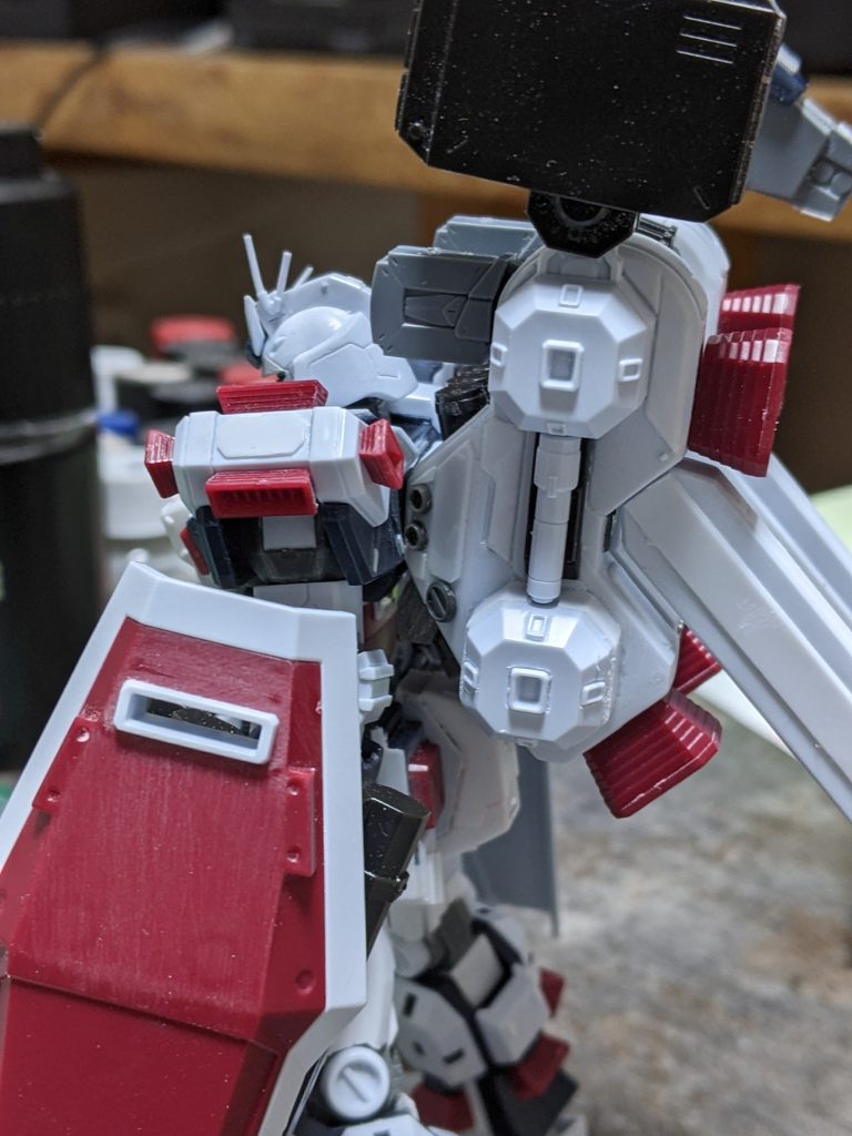 本体部分とバックパックの隙間が、めっちゃ気になったので、ぐっと詰めました!