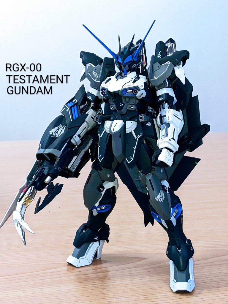 ツインアイ、頭部センサーは蛍光塗料を使用していますが、分かり辛いですね。まだまだ拙い作品ではありますが、ご覧頂きありがとうございました。