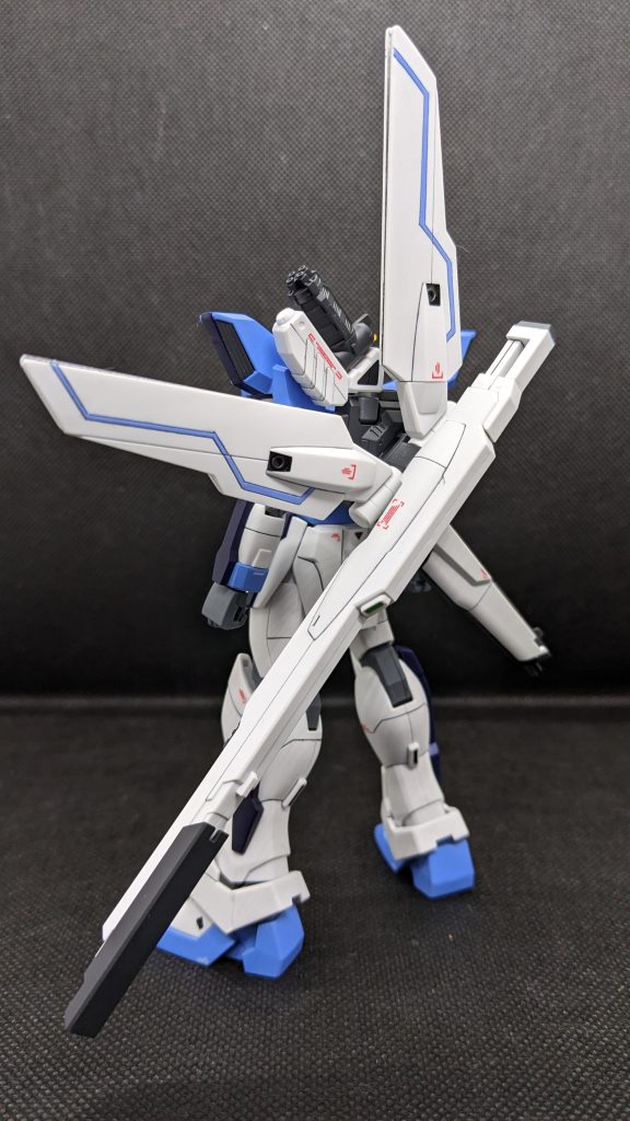 既存モールドを掘り直し、リフレクター部分に新規モールドを追加。それ以外は特に手を入れず、部分塗装で仕上げてみました。