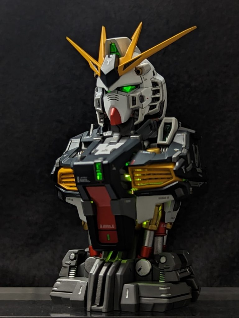 メカニカルバスト　νガンダム–6枚目/制作者：ポンポン