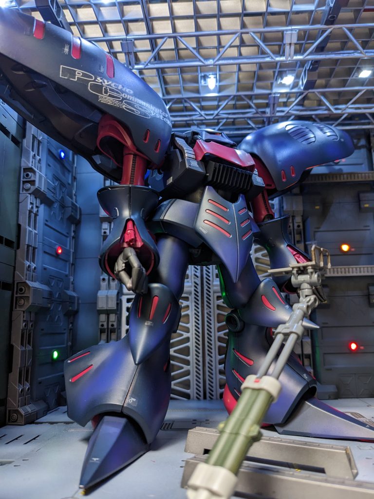 格納庫サイズギリギリでした。全然動くスペースがありません…