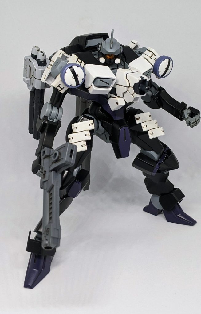 以上、ザウォート アーマメントオーダー[レイブン] でした。思った以上にそれっぽく作れて満足しました、ザウォート自体もそのままでもカッコいいのでオススメな一品です。