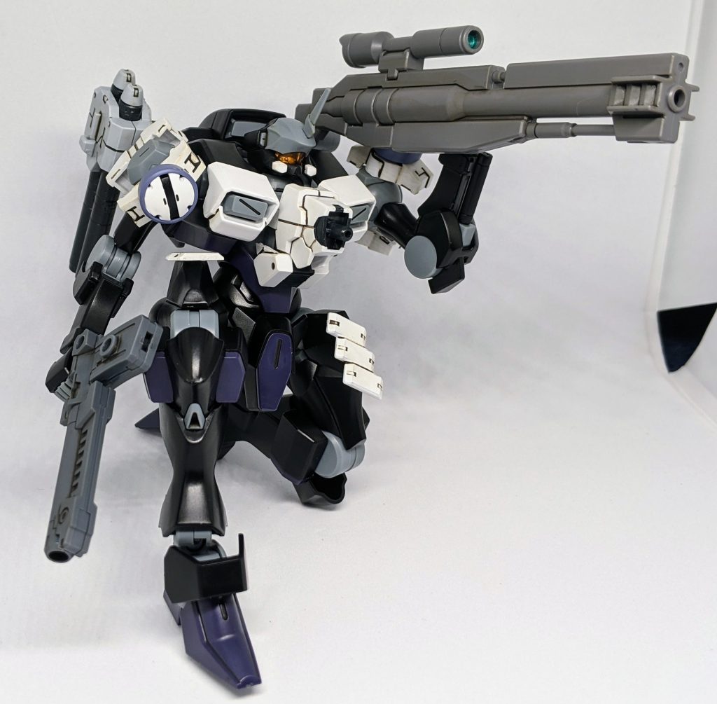 キャノン（LRB-00F）「長距離狙撃に特化したビームキャノン」こちらもジャンクパーツ庫から掘り出した物をそのままポン付けしました。