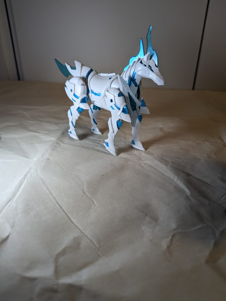 軍馬ナイトワールド–2枚目/制作者：ダーシー