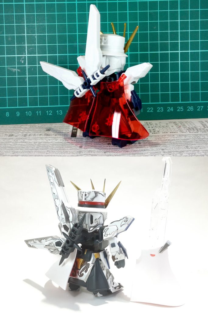 塗装前比較背面背面は公式画像を参考に塗り分けました