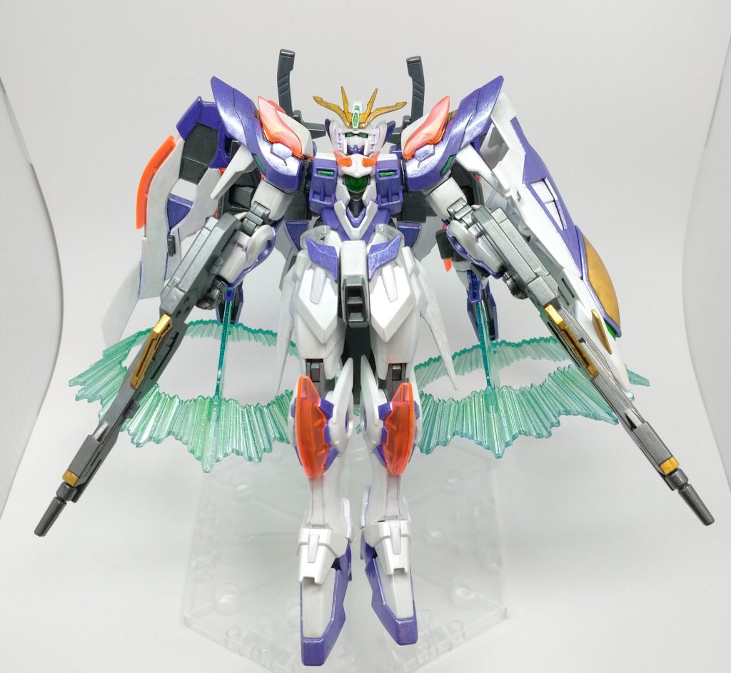 今回、筆塗りでパール塗装にチャレンジしましたが、紫部はメタリックになっただけのような結果に。白部はムラが!でも塗っていて楽しかったです。配色も何回か軌道修正しましたが、イメージ通りに出来たのではないかと思います。機会があれば、また挑戦したいです。ここまでご覧頂き、ありがとうございます。