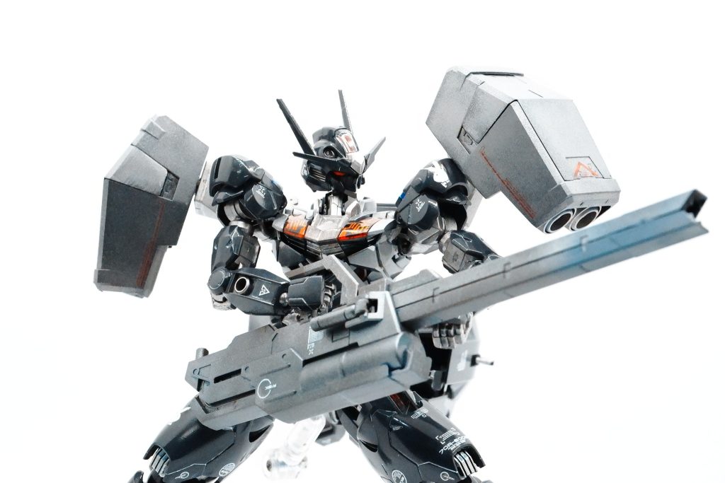 得物は鉄血の武器セットからレールガンを持ってきました。丁度いい。