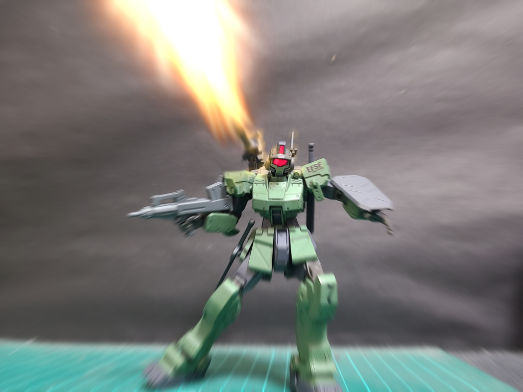 ハウンドω「退いてろお前ら!邪魔だ!」