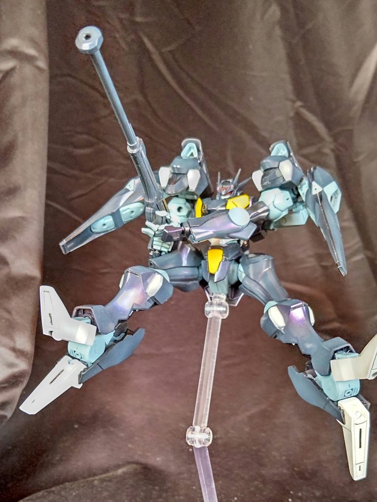 ガンダムファラクト–2枚目/制作者:ニスィ・スターク