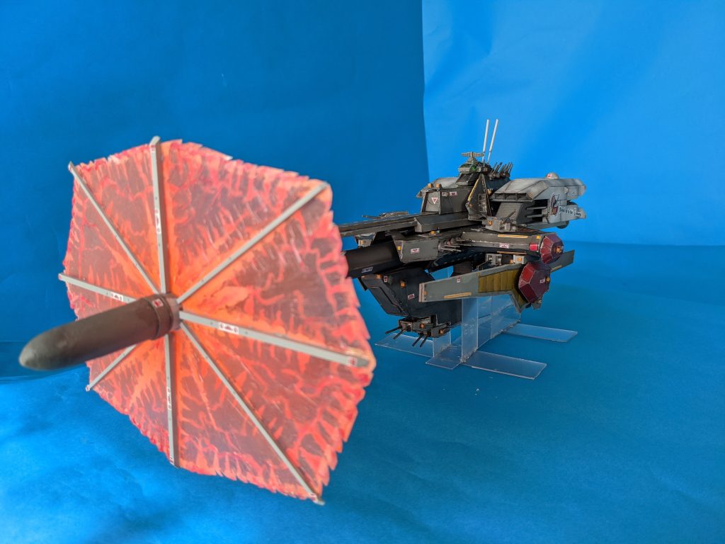 差し替えでビームシールドが展開可能。もちろんこのビームシールドも自作。３回作り直したョ・・・。