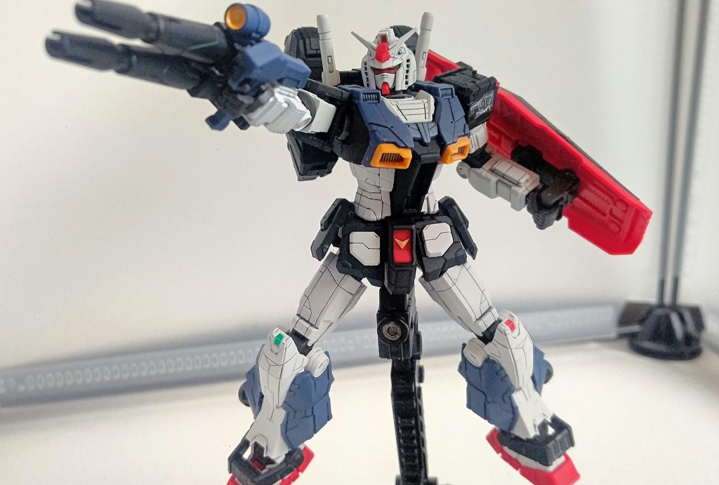 ガンダム高機動型–3枚目/制作者：たぬまんじゅう