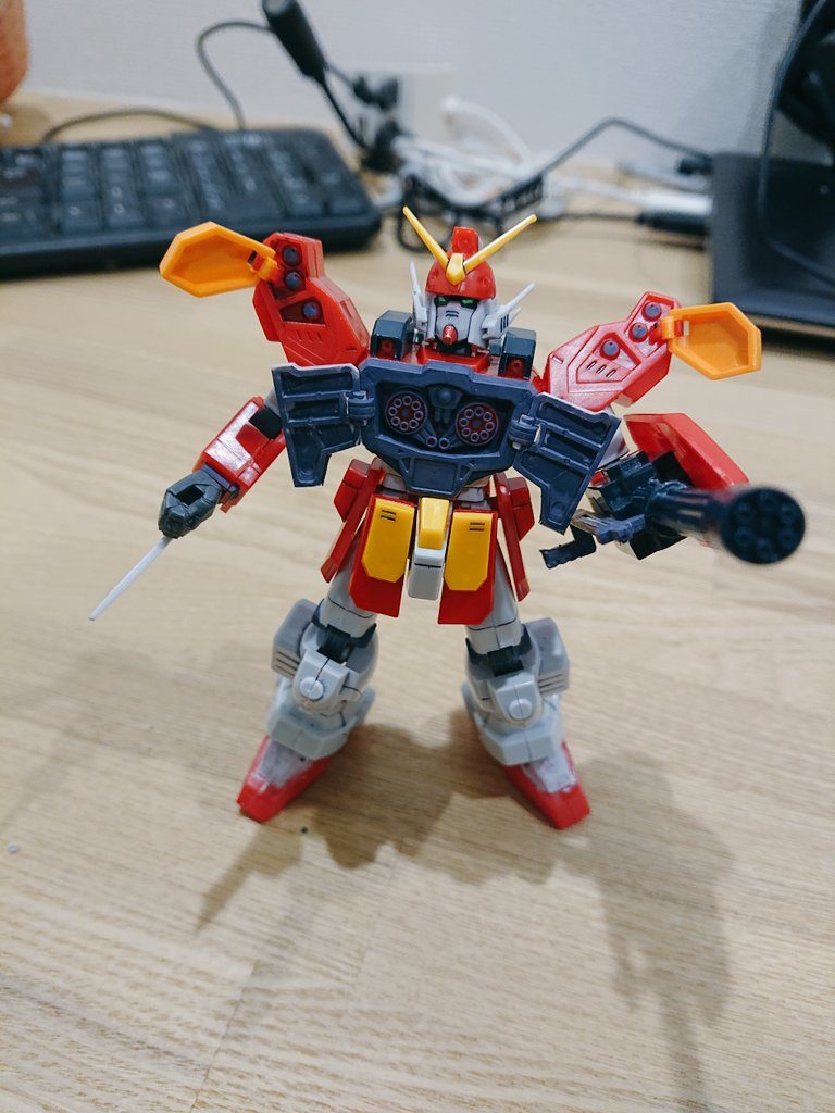 ガンダムヘビーアームズ(旧キット)–3枚目/制作者：デデニキ@DDDno023