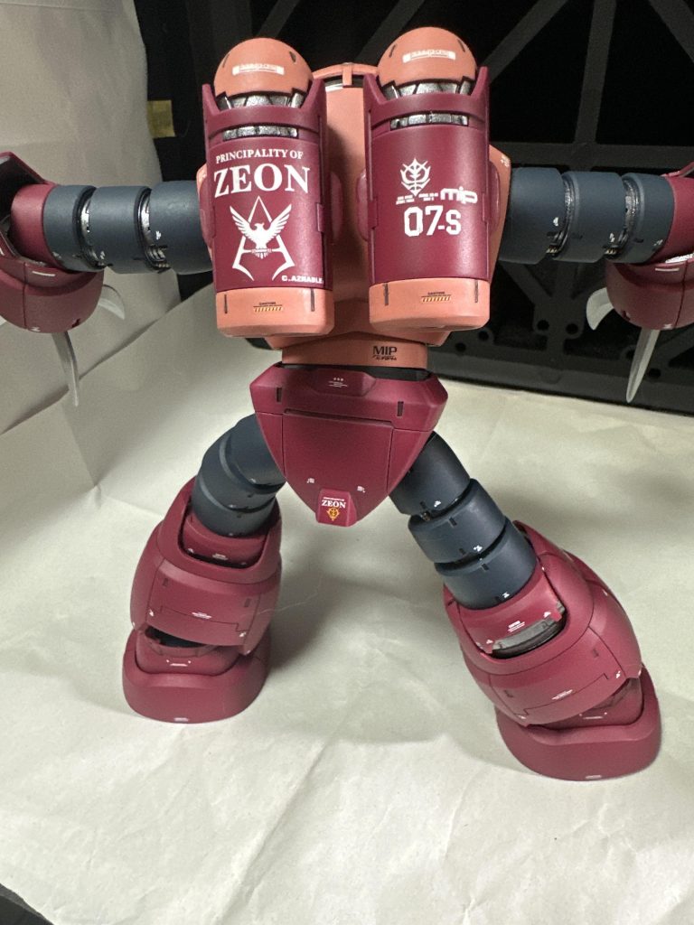 付属の転写デカールって貼るの難しいですね😅何度も失敗しました